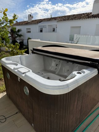 Jacuzzi de Exterior e Interior