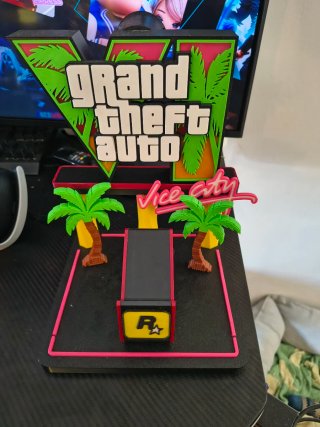 Soporte para Mando y Cascos Grand Theft Auto