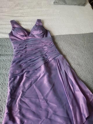 Vestido de fiesta morado