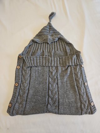 Saco de punto para bebé gris