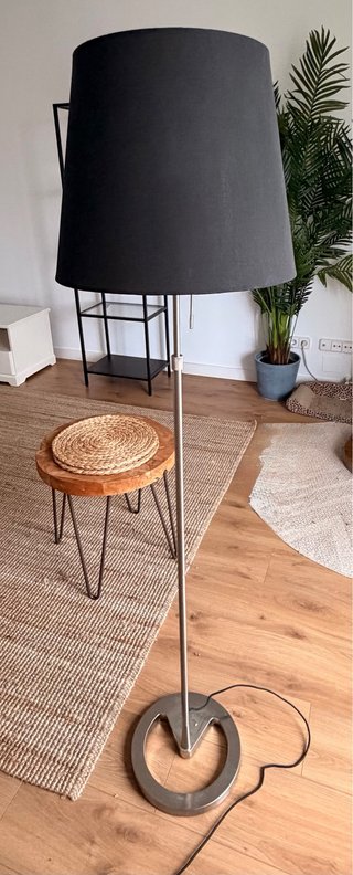 Lámpara de pie IKEA Nyfors