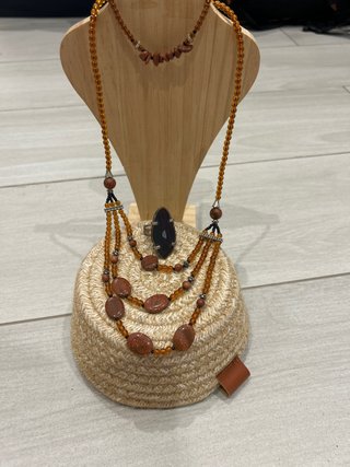 Set de collar, pulsera y anillo