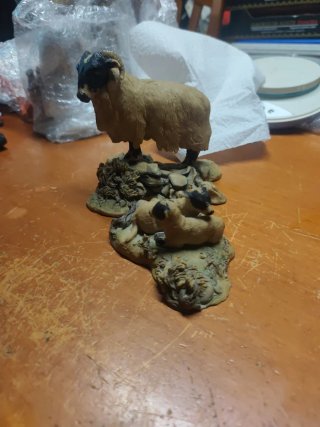Lote Figuras Oveja y Corderos Teviotdale