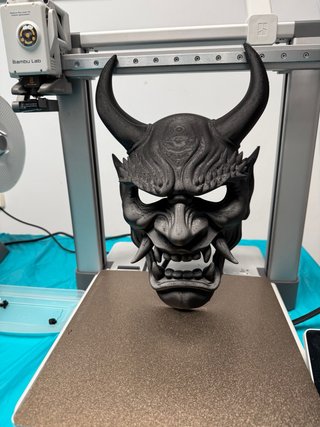 Máscara Demonio Oni (Efecto "Claroscuro)