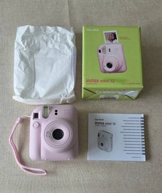 Cámara instantánea Fujifilm Instax mini 12