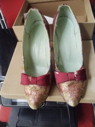 Zapatos de fallera