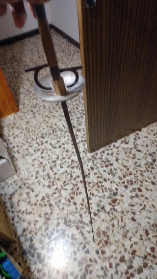 Reproducción de Espada de Esgrima