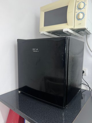 Nevera pequeña Cecotec GrandCool