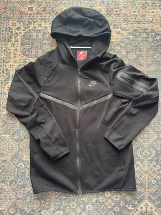 Sudadera Nike Tech Fleece Negra