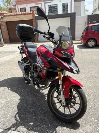 Benelli TRK 251