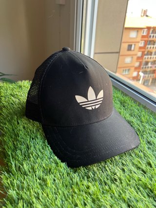 Gorra Adidas Negra