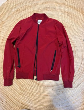 Chaqueta Zara Burdeos Talla M