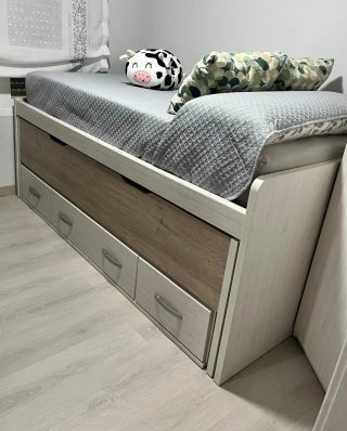 Cama Nido 90cm. Color madera natural y Blanco.