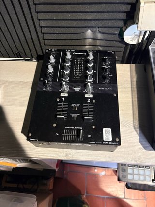 Mesa de Mezclas Pioneer DJ DJM-250MK2
