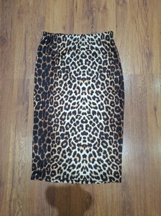 Falda midi estampado animal