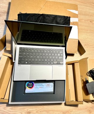 Asus Zenbook UX5304M