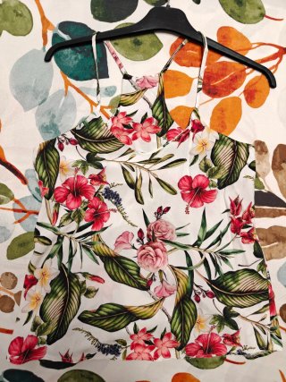 Camiseta de tirantes con estampado floral