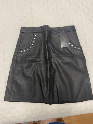 Falda de cuero ZARA