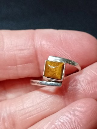 Anillo de Plata de Ley ojo de tigre