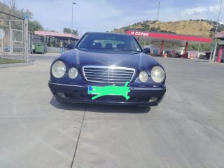 Mercedes-Benz Clase E 2000