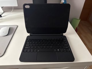 Funda con Teclado para iPad 11