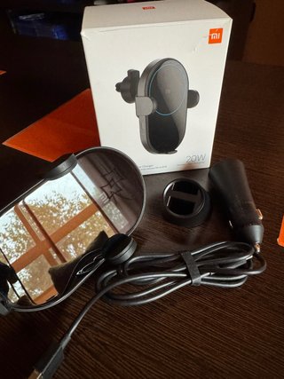 Cargador Inalámbrico Coche Xiaomi 20W