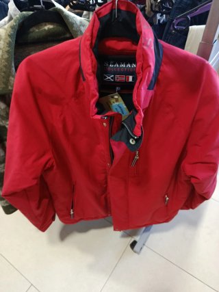 Chaqueta Roja Seaman Collection