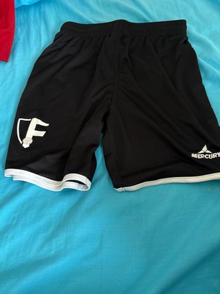 Pantalón corto deportivo Mercury negro