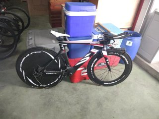 Bicicleta de Triatlón y Contrarreloj Sobato