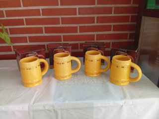 Lote 4 jarras cerámica marcas cerveza NUEVAS