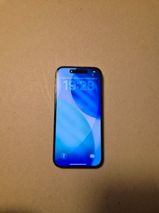 iPhone 15 Apple