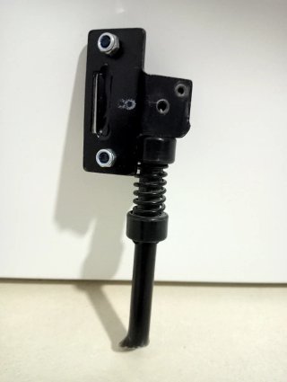 1,50€Soporte apoyo metálico para bicicleta o patin