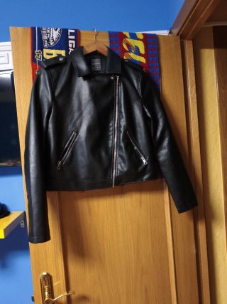 Chaqueta Polipiel Negra