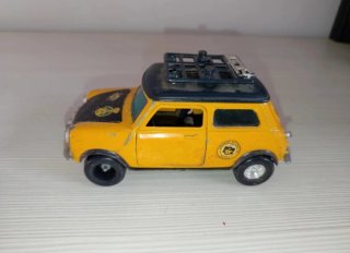 Mini Morris Nacoral S.A. 1/24 Auto Vintage Raro