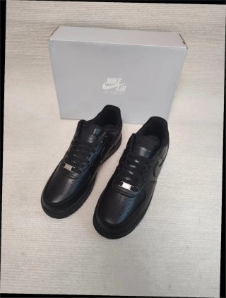 Nike Air Force 1 Low '07 Negras Talla 42