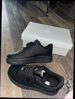 Nike Air Force 1 Low '07 Negras Talla 43