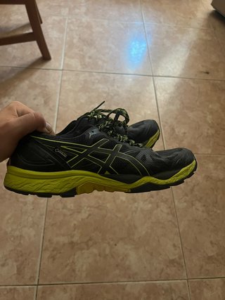 Zapatillas Asics Gore-Tex Talla 42.5