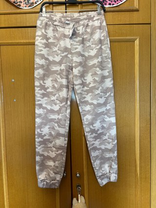 Pantalón de Chándal Camuflaje tonos rosas y crema