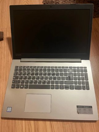 Portátil Lenovo i7 (8GB RAM / SSD 256GB)