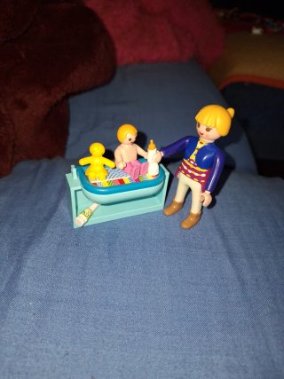 Set Playmobil con figuras y accesorios