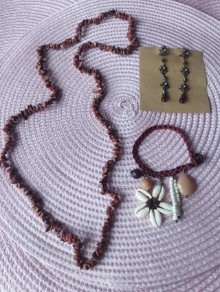 Set de 3 piezas de bisutería tonos marrones