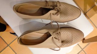 Zapatos de mujer beige