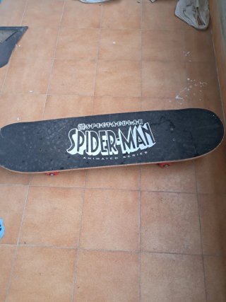 Monopatín The Spectacular Spider-Man