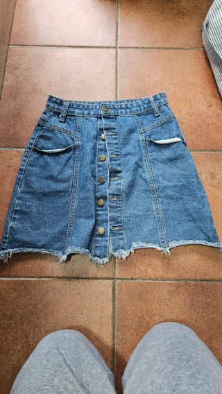 Lote variedad faldas tejanas y shorts