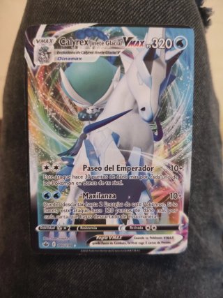 Carta Pokémon Calyrex Jinete Glacial VMAX