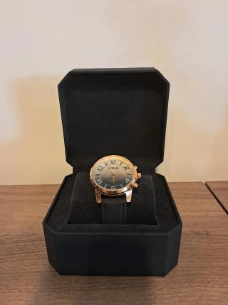 Reloj G&C de Cuero Negro