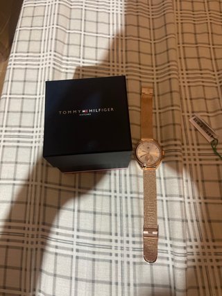Reloj Tommy Hilfiger Mujer Dorado