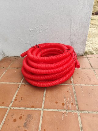 Tubo Doble Capa Rojo 50mm.