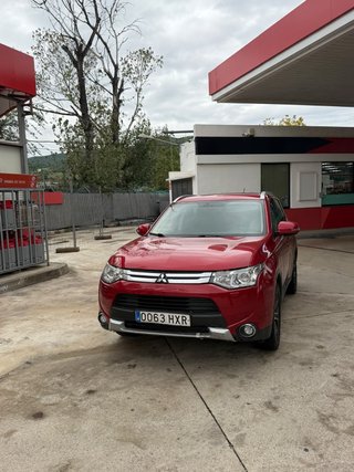 Mitsubishi Outlander 2014