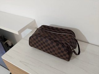 Neceser hombre Louis Vuitton
